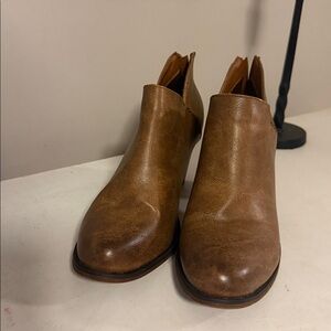 Mata Brown Leather Ankle Boots Womens Size 10 Stacked Heel Booties Western
